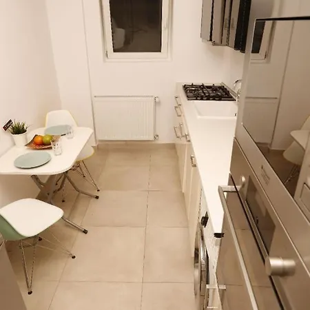2 Bedroom Apartment With Amazing View In City Center Bucharest Exterior photo