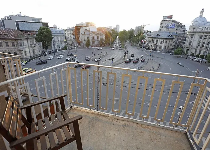 2 Bedroom Apartment With Amazing View In City Center