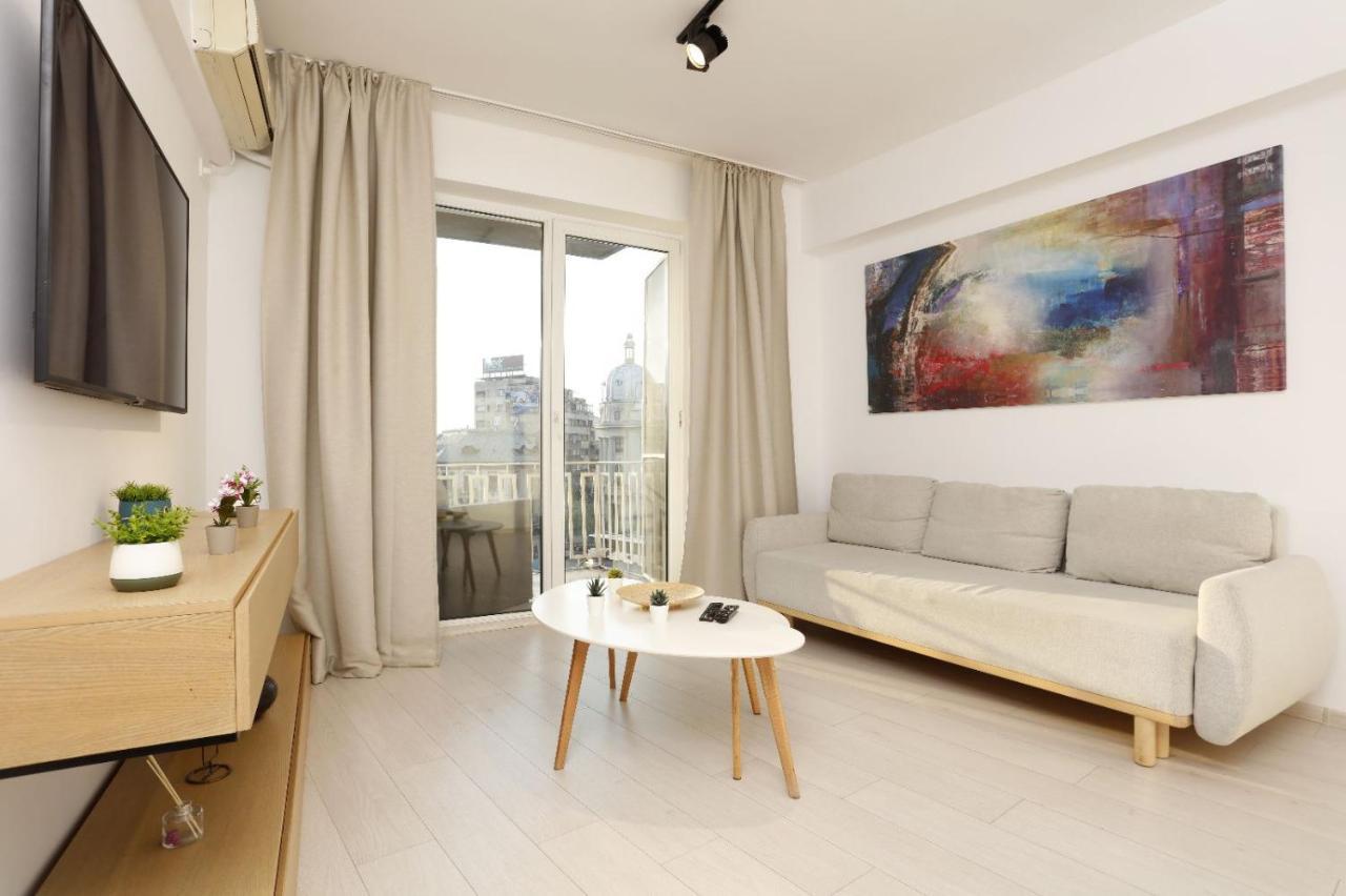 Apartment 2 Bedroom With Amazing View In Center *
